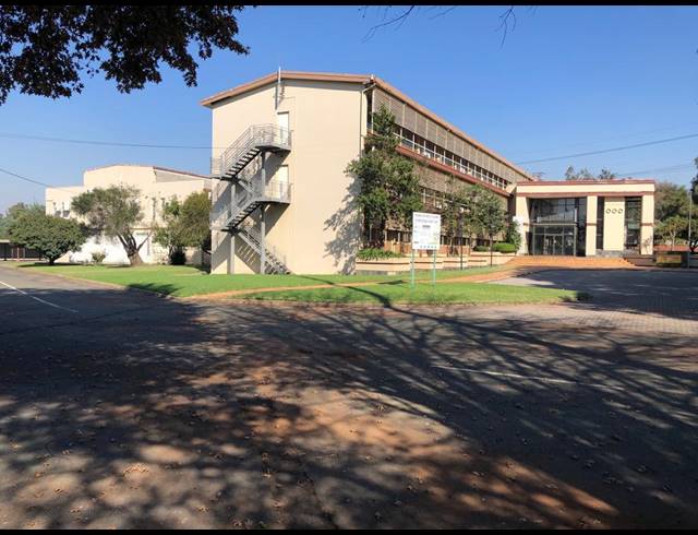 12,598M² WAREHOUSE FOR SALE IN GERMISTON SOUTH